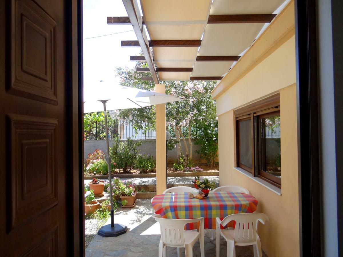 Apartment By The Sea Kato Daratso Exteriér fotografie